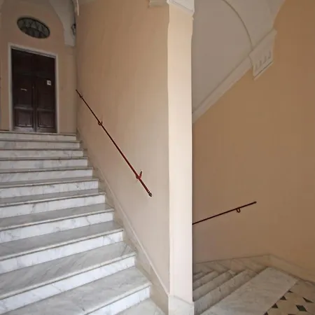 Domus Navona Pantheon *