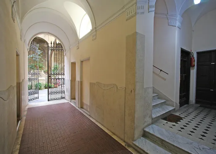 Domus Navona Pantheon