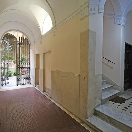 Domus Navona Pantheon