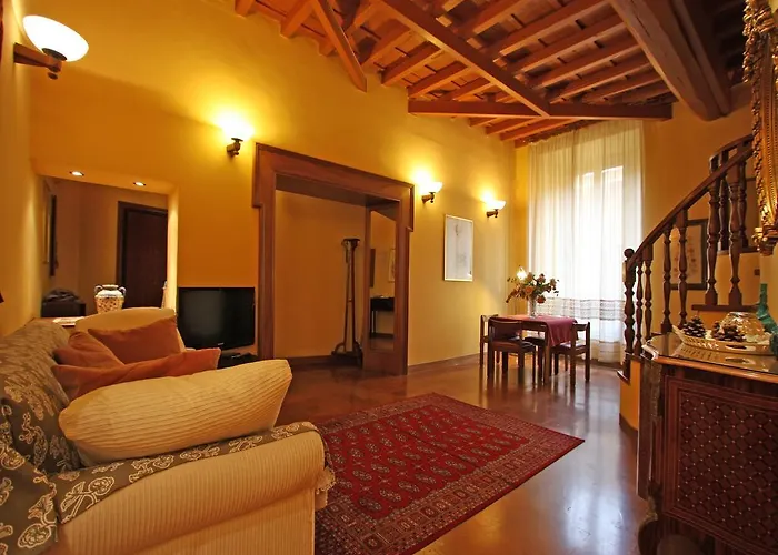 Domus Navona Pantheon